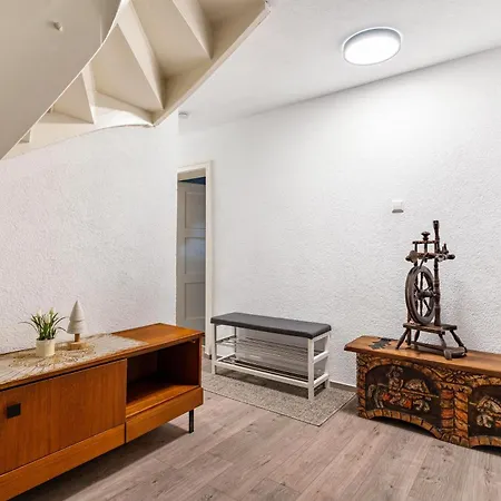 펜션 Burghalde Mit Sauna 알피르스바흐